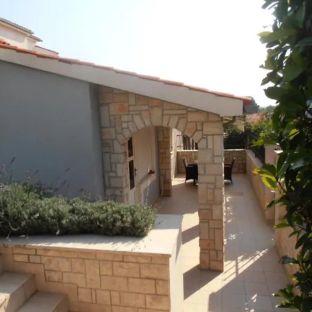 Ines 1 Holiday home *